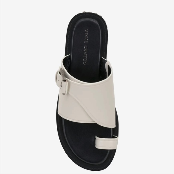 NWOT- Vince Camuto ‘Cooliann’ Studded Leather Toe Loop Sandal - Picture 2 of 10